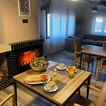 La Casita De Frühstückspension El Cuervo (Aragon)